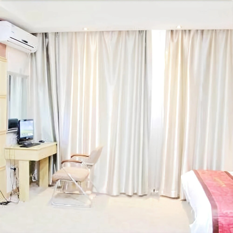Fuxin Business Hotel