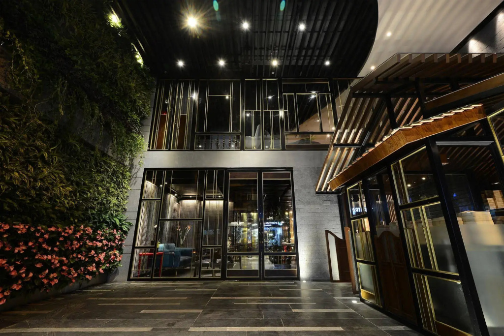 The Chi Boutique Hotel — фото
