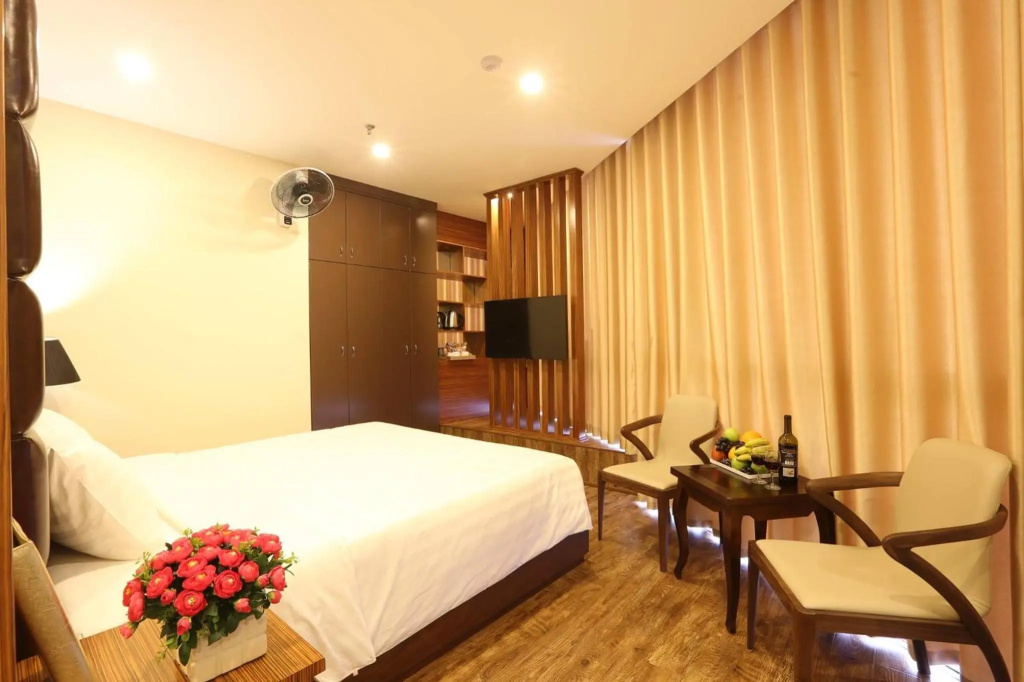 Au Viet Hotel — фото