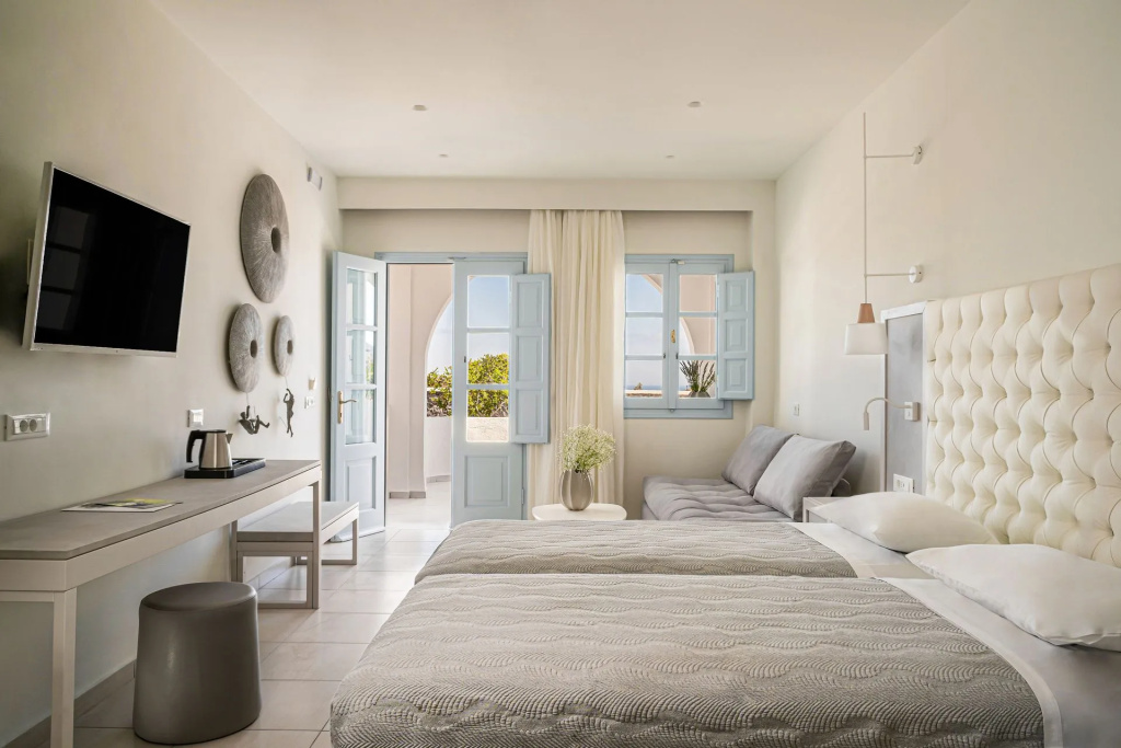 Superior Double room (full double bed)