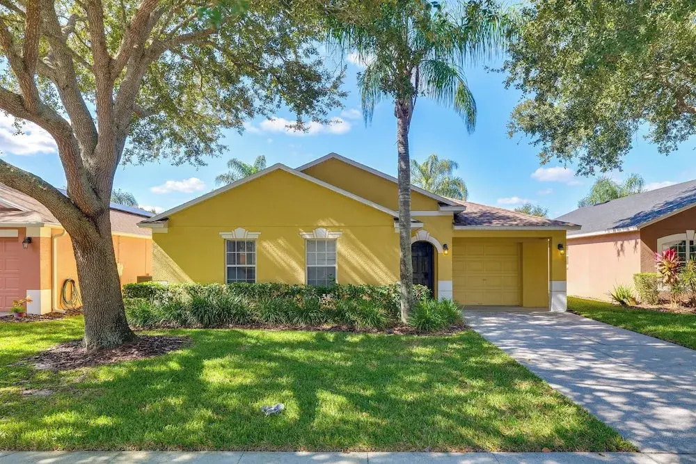 Peaceful Clermont Gem w/ Pool, 9 Mi to Disney!