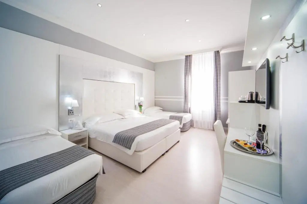 Deluxe Quadruple room