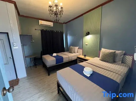 Deluxe Double room (twin beds)