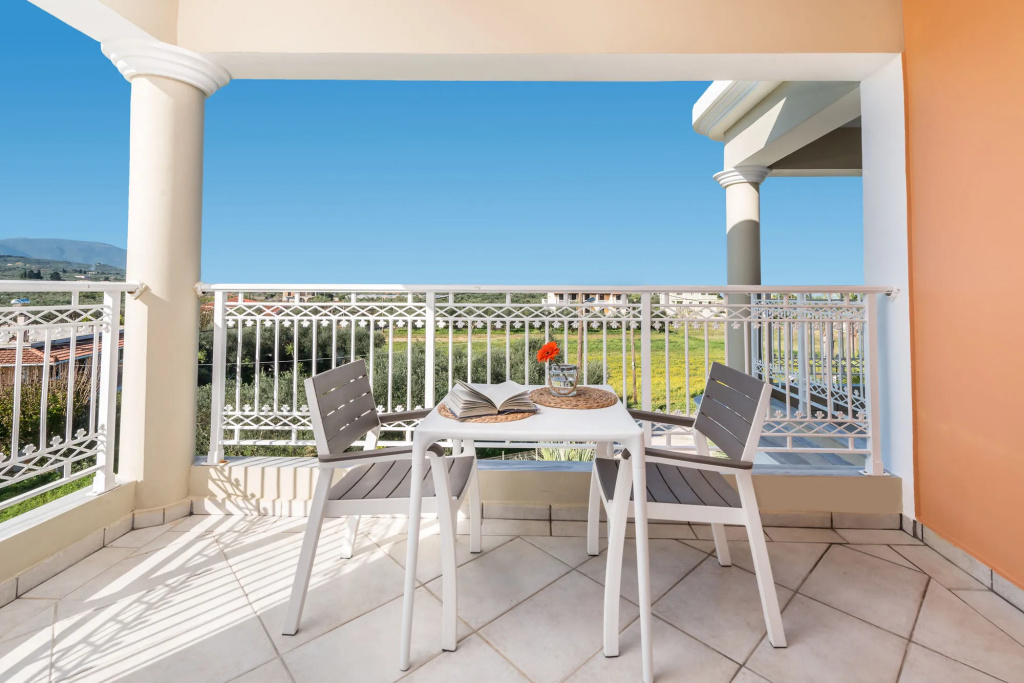 Balcony & Terrace