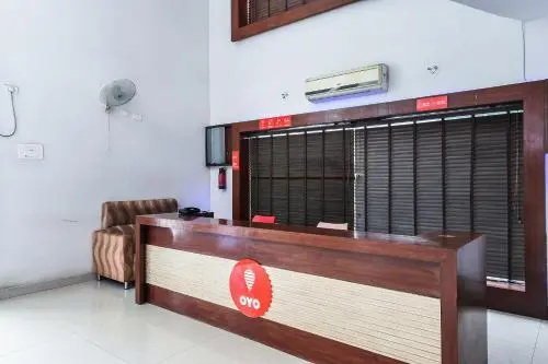 Green City Club by OYO Rooms