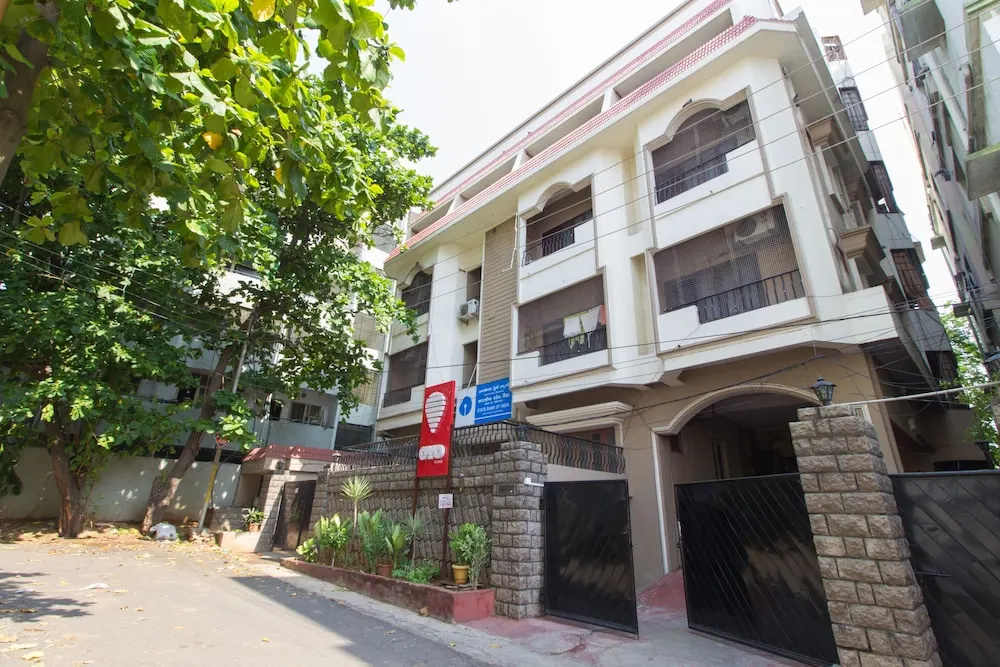 OYO 730 Hotel Karishma Homes