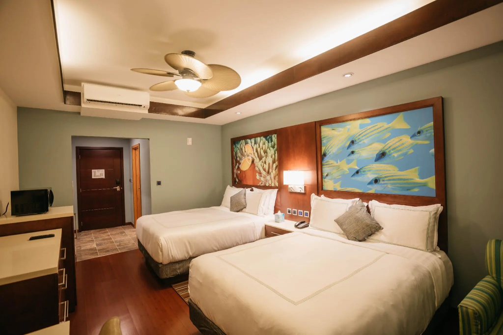 Deluxe Quadruple room