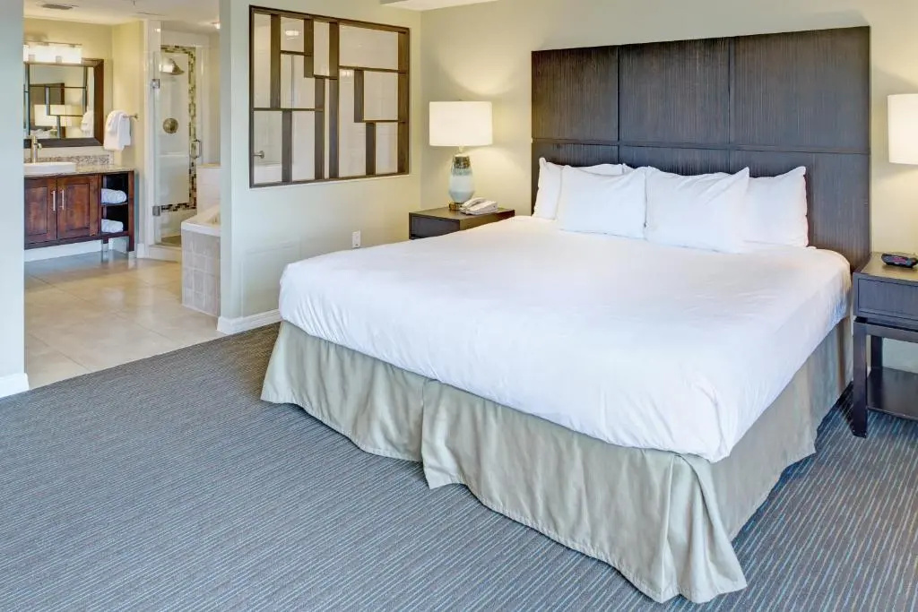 2 Bedrooms Condo