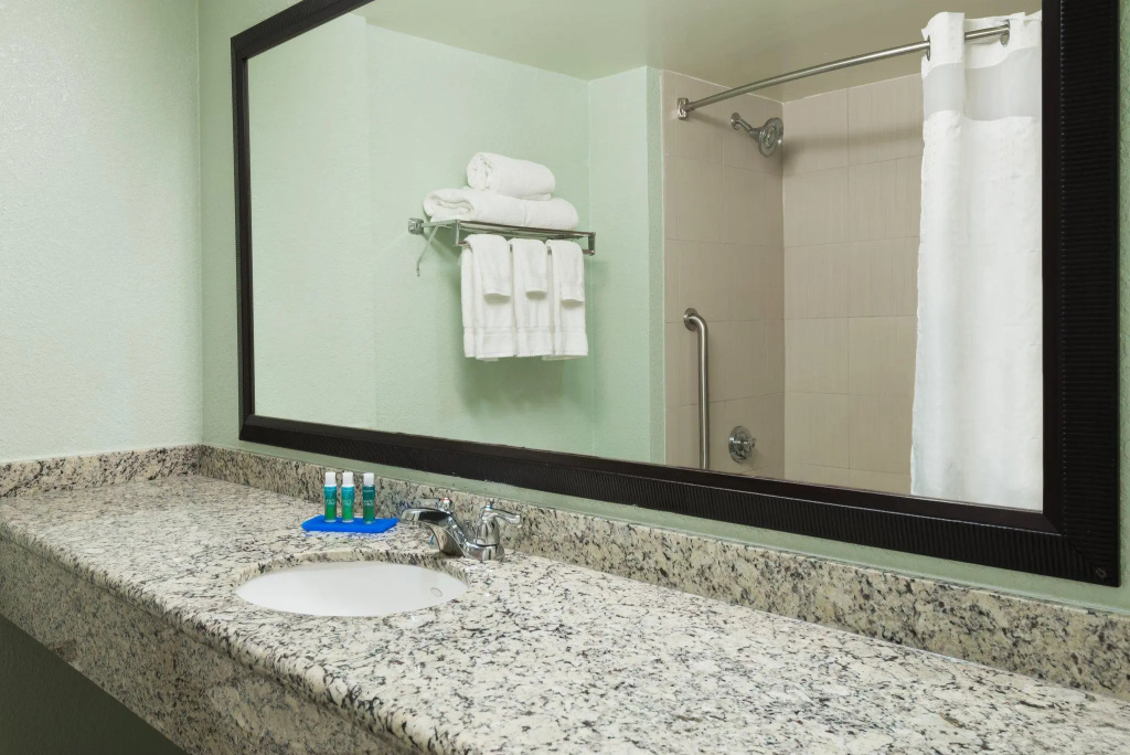 Holiday Inn Express Hotel & Suites Ft. Lauderdale-Plantation by IHG - Chambres