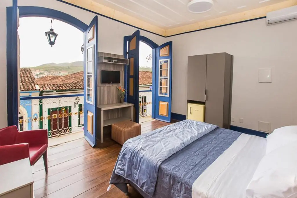 Superior Double room with city view (full double bed)