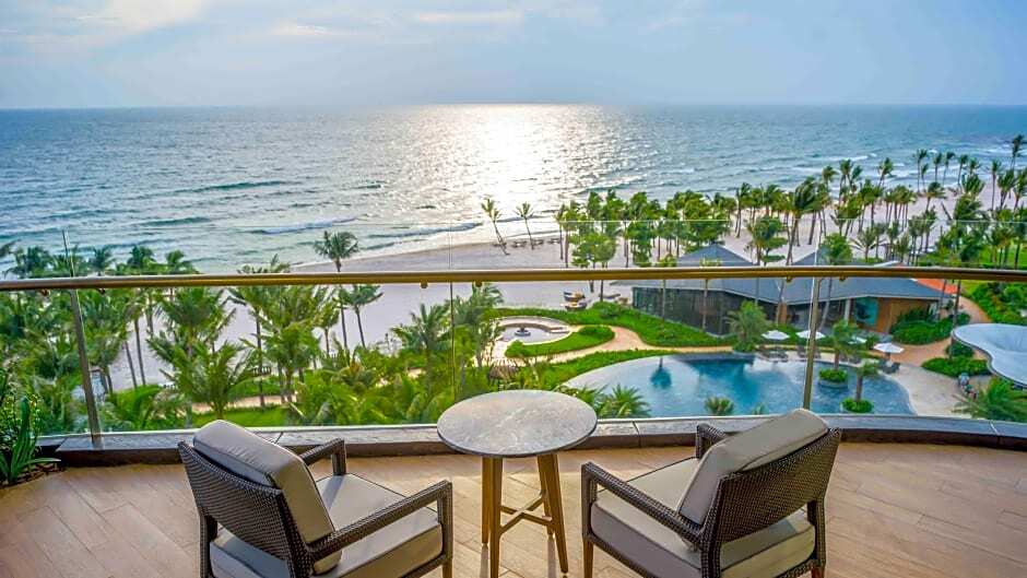 Intercontinental Phu Quoc Long Beach Resort