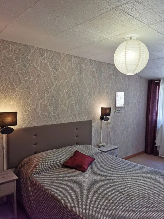 Standard Double room (full double bed)