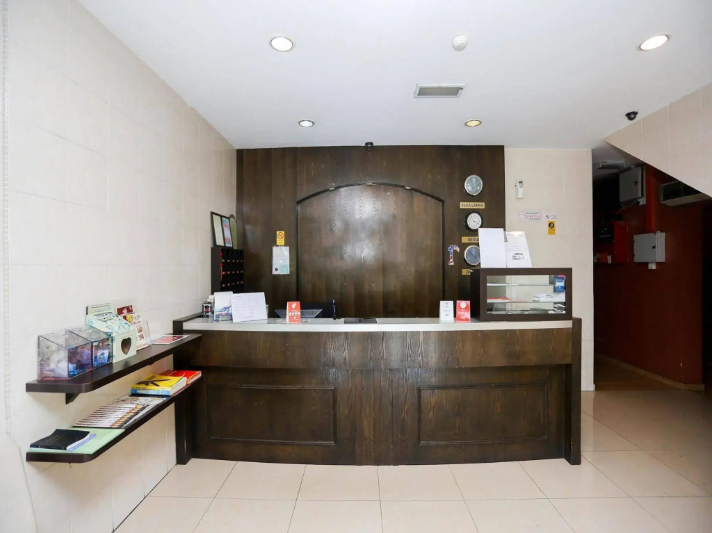OYO Rooms Jalan Danga Sutera
