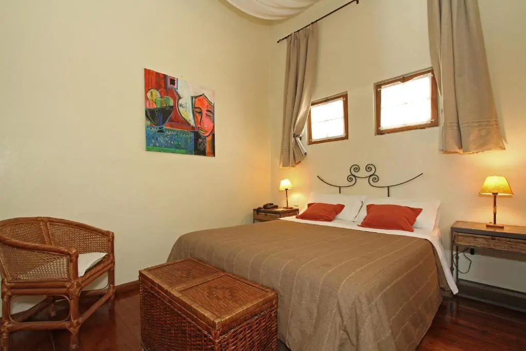 A Hotel - Chambres