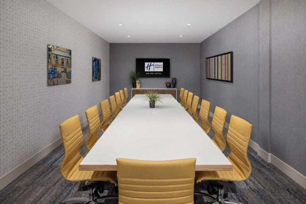 Holiday Inn Express & Suites Phoenix West - Buckeye by IHG - фото 22