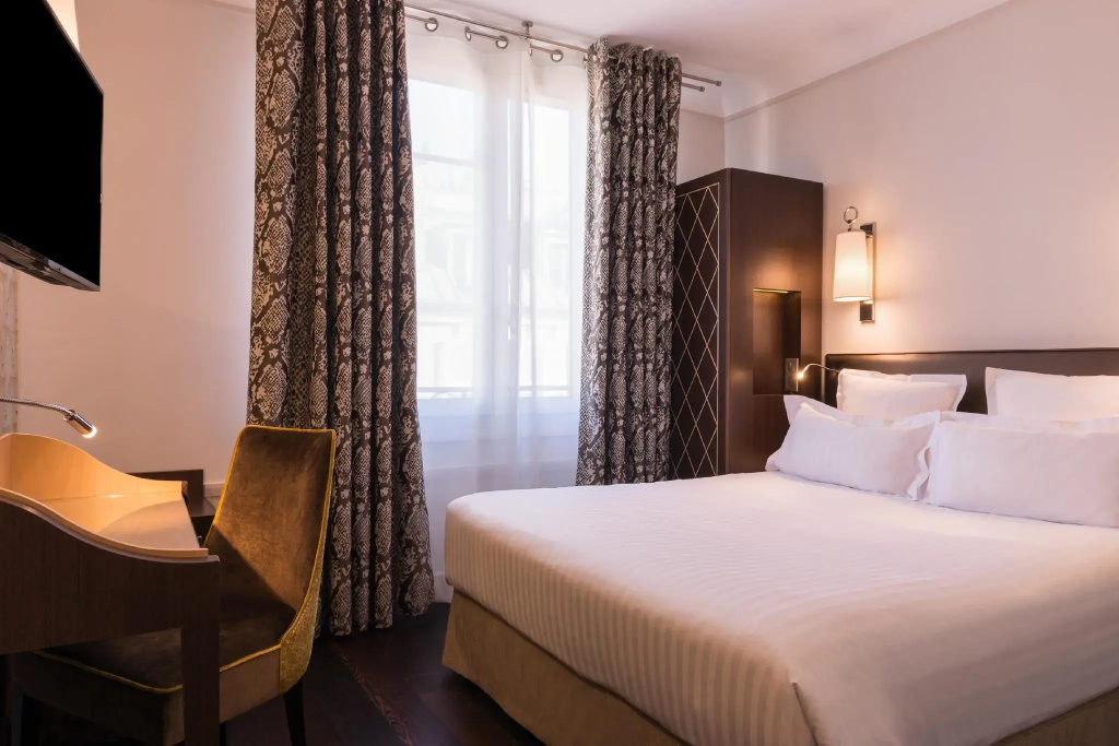 Standard Double room (full double bed)