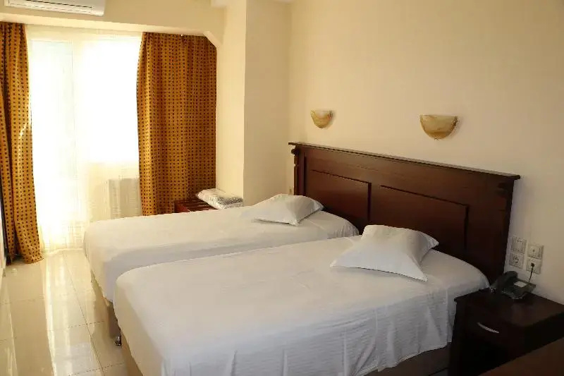 Hotel Kosta Famissi - Chambres
