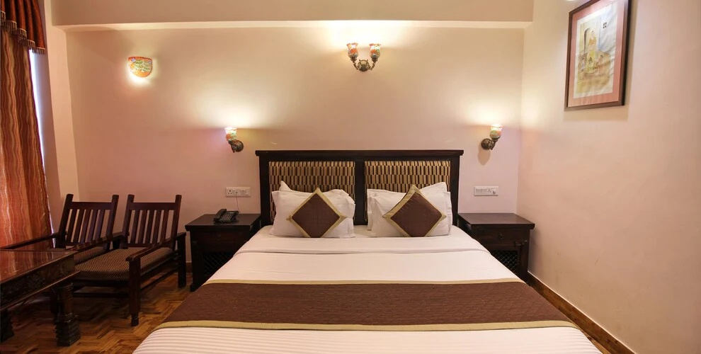 Deluxe room with mountain view
