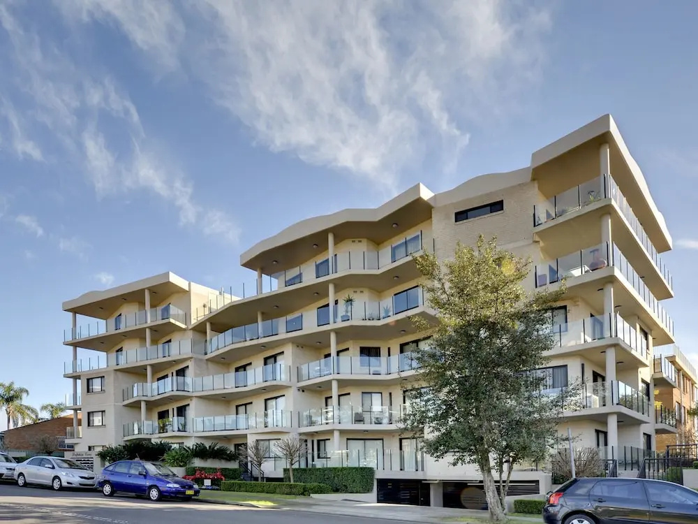 Dolphin Cove, Unit 13/2-6 Government Road