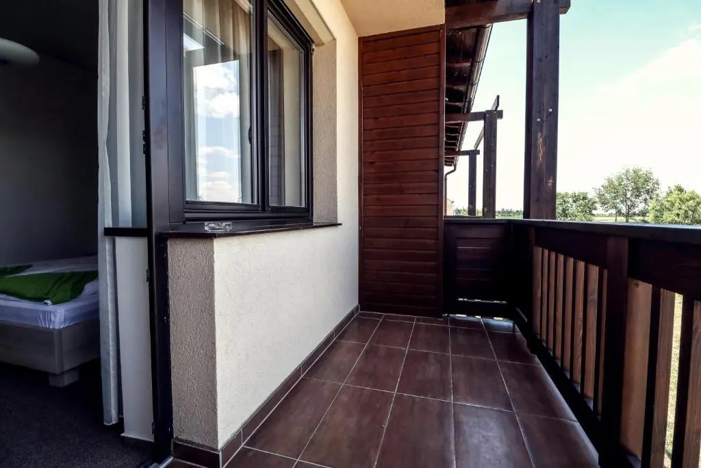 Standard Double room (full double bed)