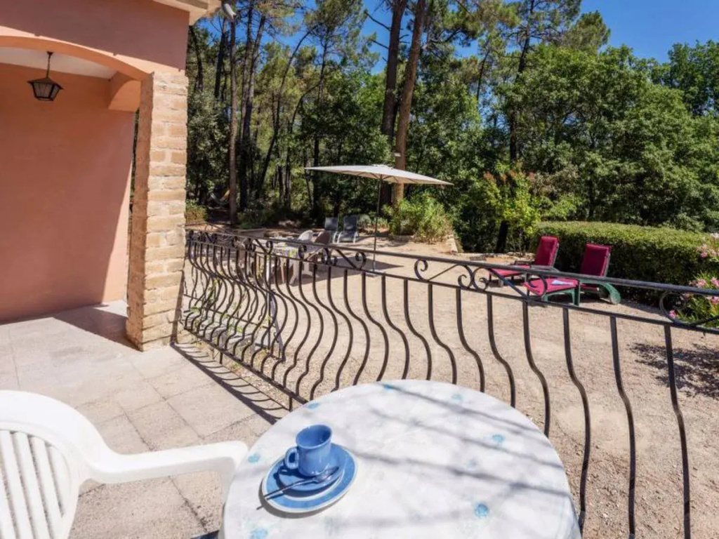 Balcony & Terrace