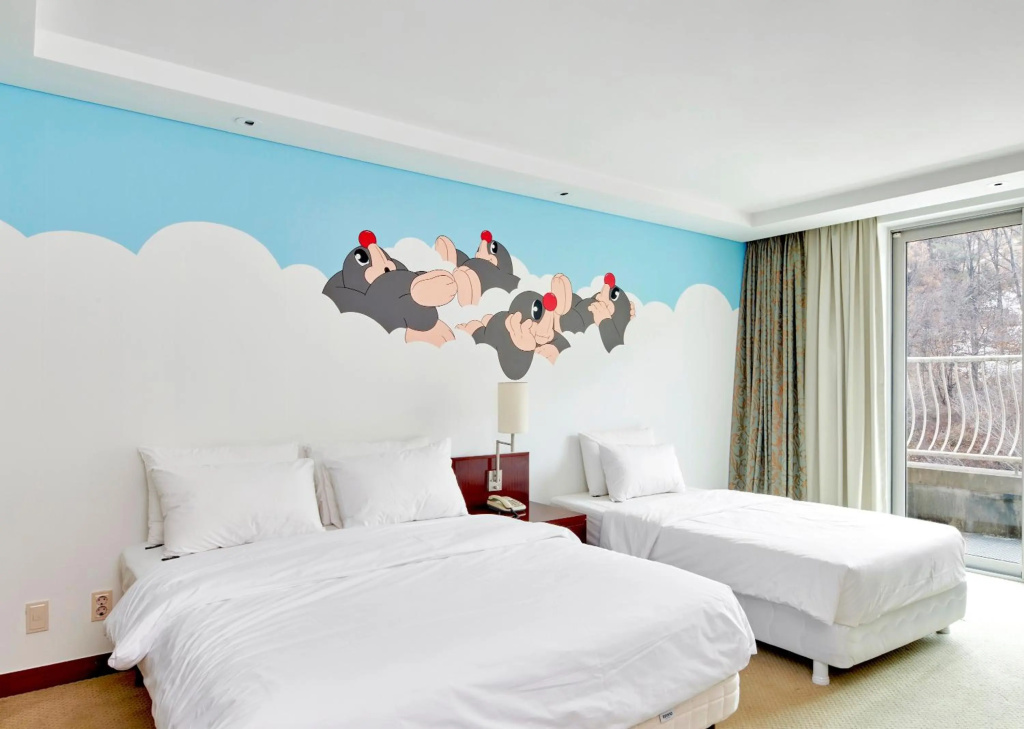 Adonis Hotel — 2