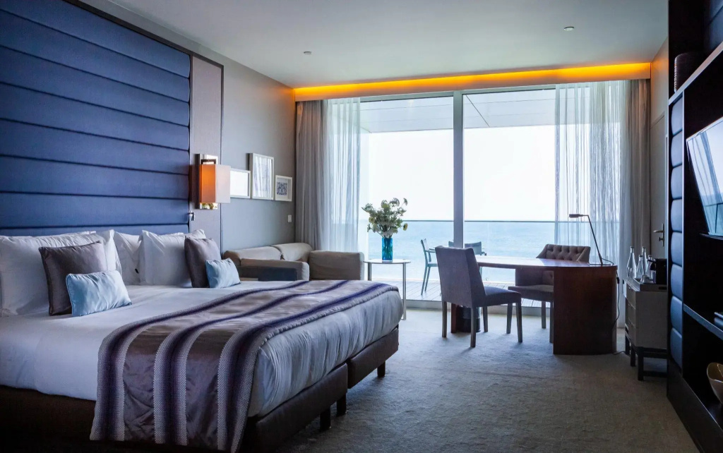 Junior Suite with ocean view