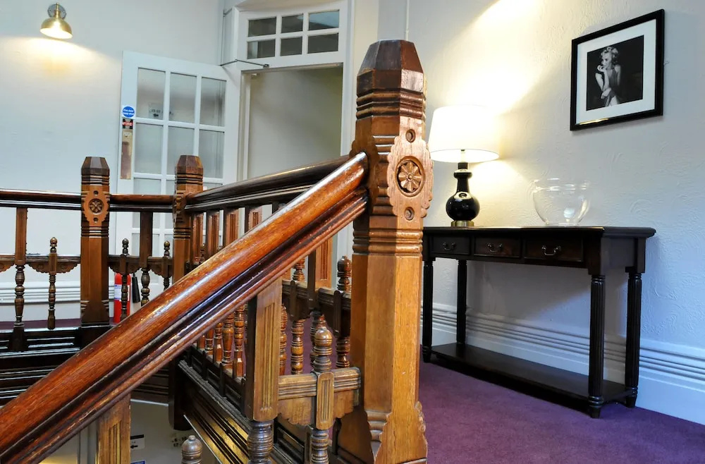 The Royal Hotel Crewe, A BRILLIANT Collection - Général