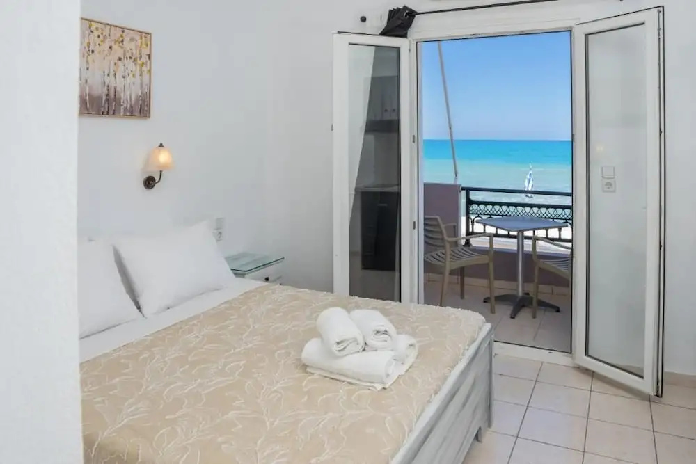 Artemis beach studios — 5