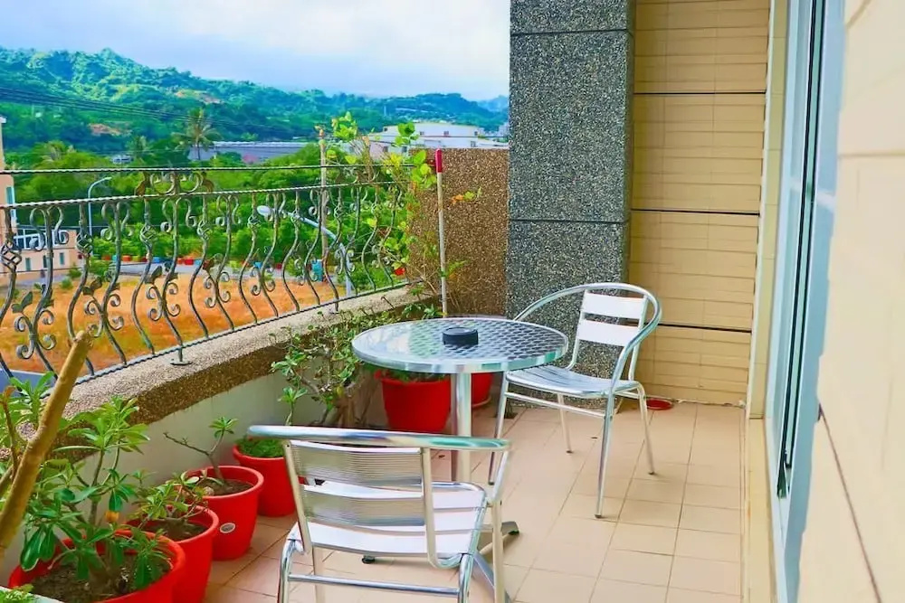 Standard Double room with balcony (full double bed)