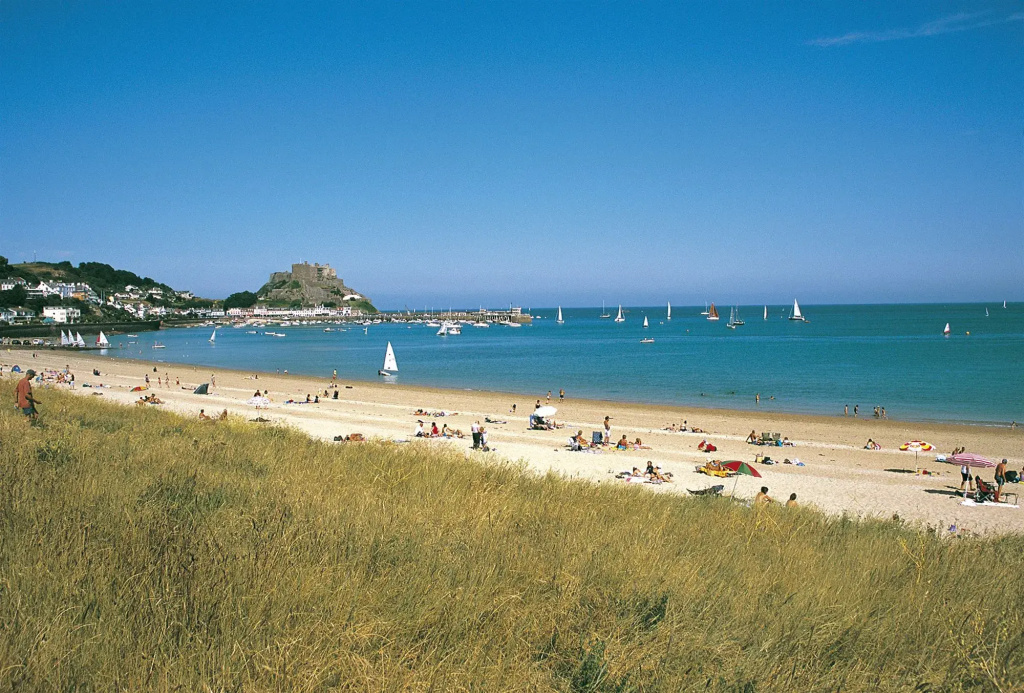 Beach & Waterfront