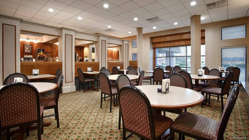 Best Western Gateway Adirondack Inn - фото 27