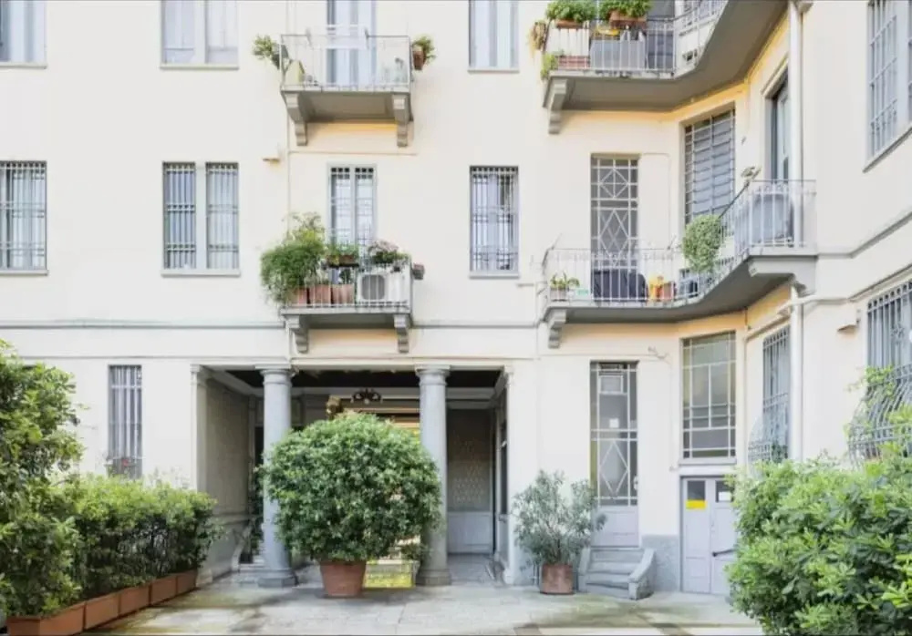 Acquileia - Stylish Loft Steps From Corso Magenta