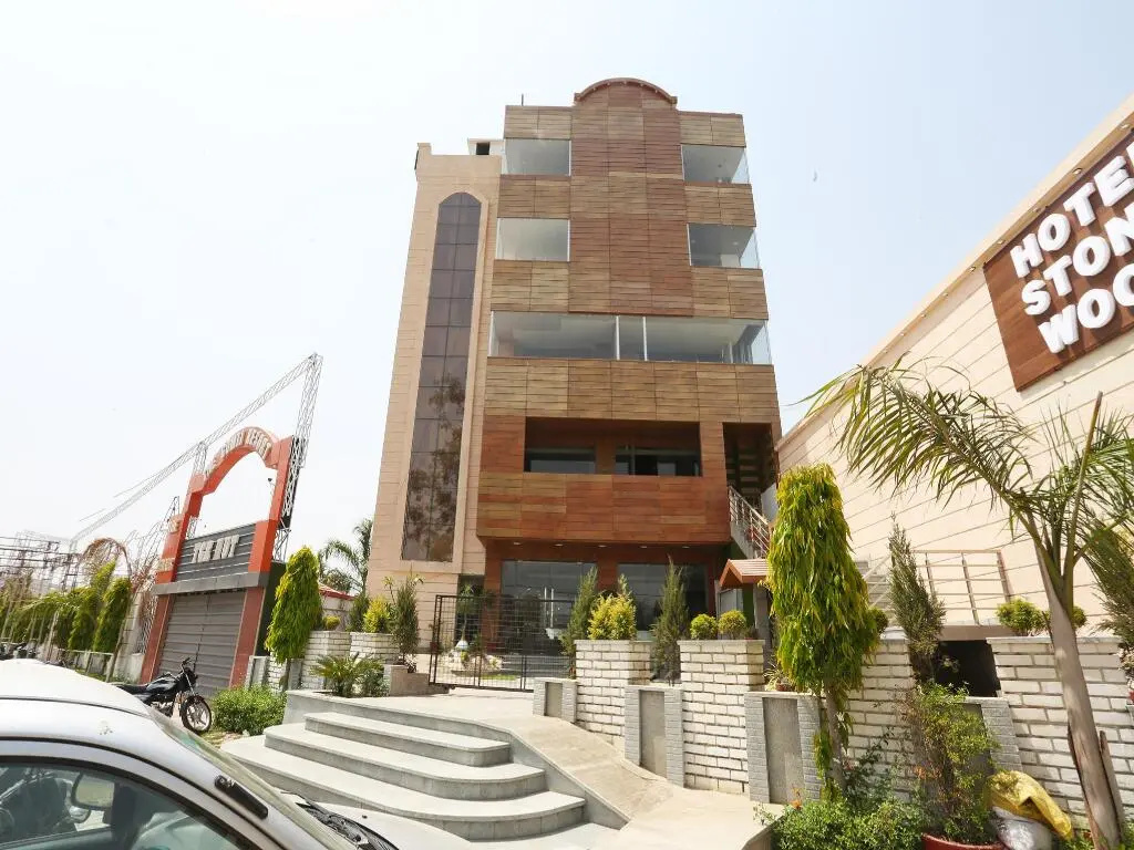 Hotel Stonewood by OYO Rooms