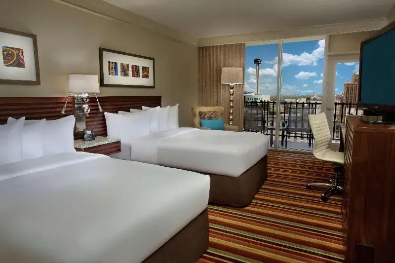 Hilton Palacio Del Rio - Chambres
