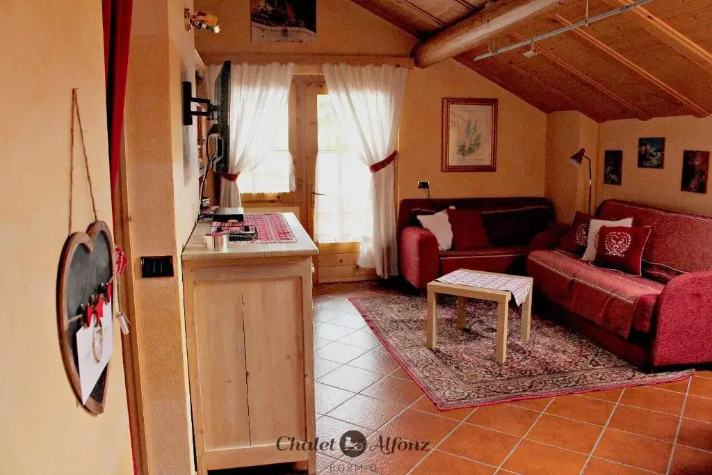2 Bedrooms Attic Apartment