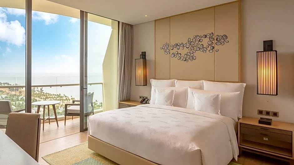 Intercontinental Phu Quoc Long Beach Resort