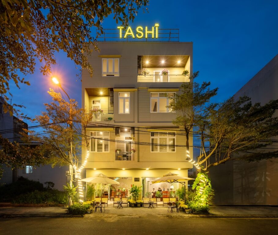 Tashi Park View Hotel & Apartment