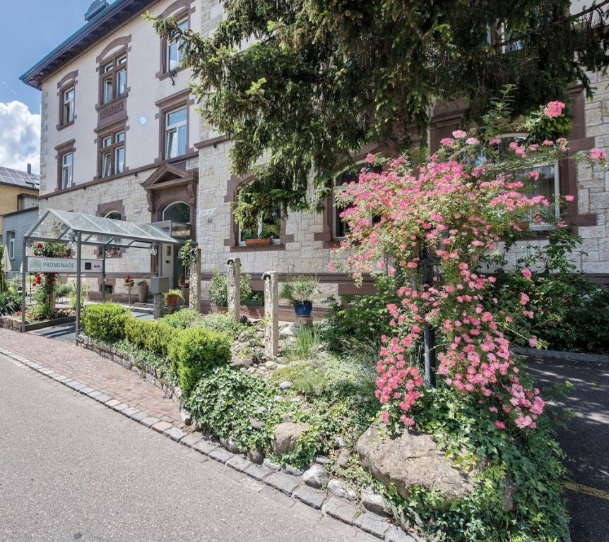 Hotel & Restaurant Promenade by null