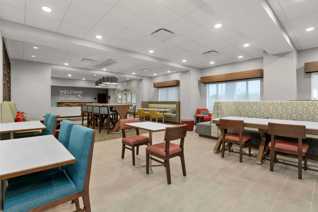 Hampton Inn By Hilton Cornwall - фото 21