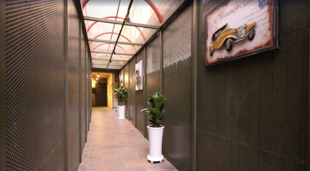 Hotel photo 12