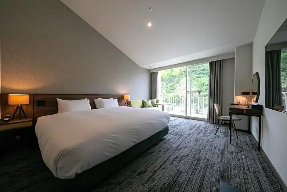 Standard room with mountain view