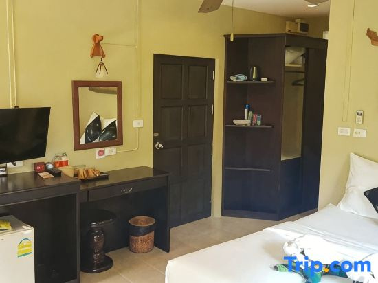 Lanta Castaway Beach Resort - Chambres