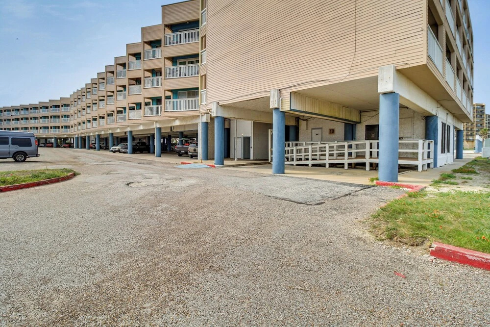 Steps From North Beach: Corpus Christi Resort Unit