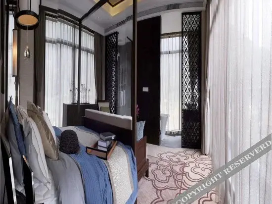 Balcony & Terrace