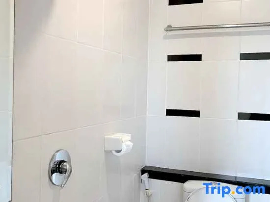 Parma Indah Hotel - Chambres