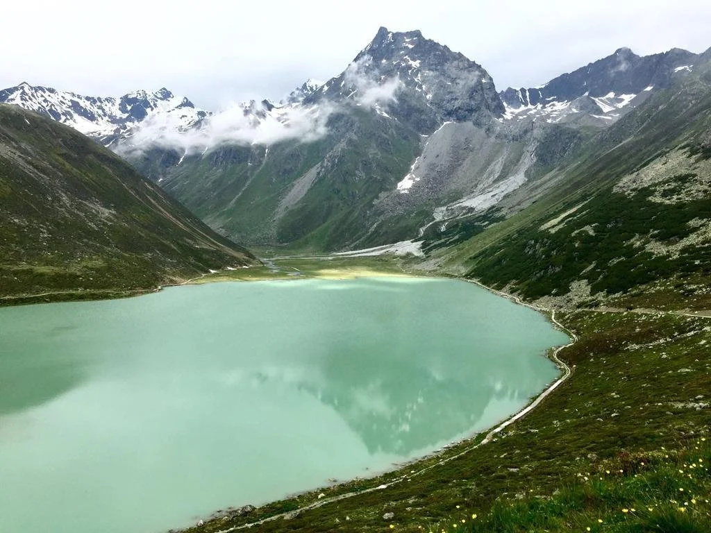 Blick zum Wasserfall