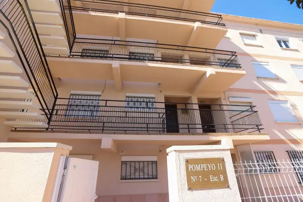 COSTA DAURADA APARTAMENTS - Pompeyo