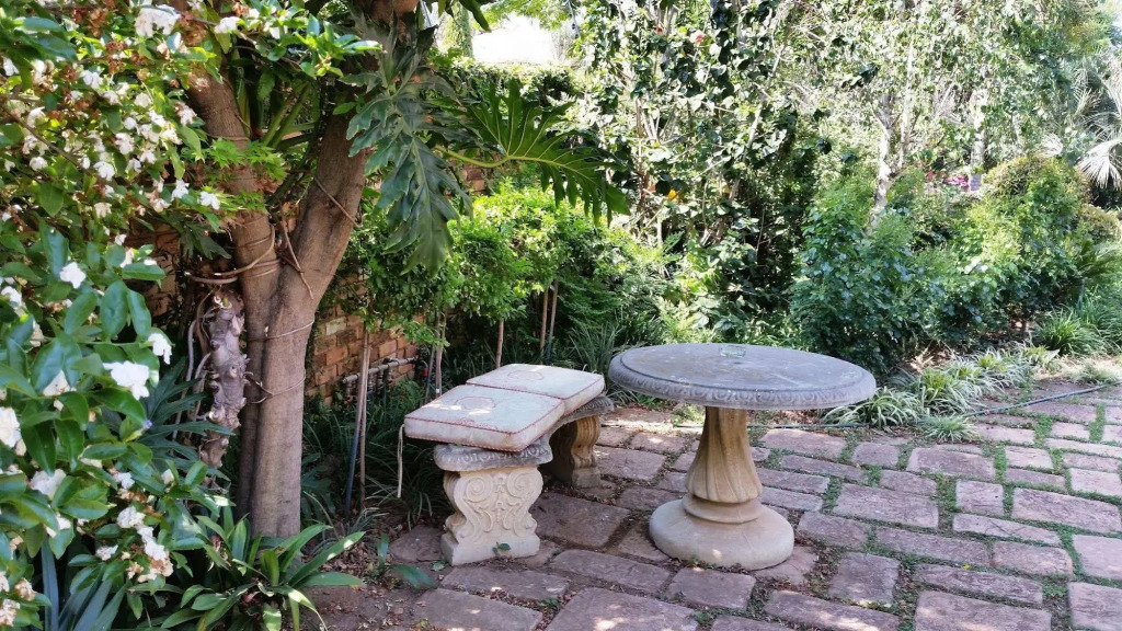 Royal Ridge Guest House - фото 23