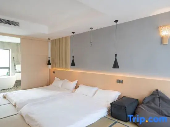 Superior room with balcony
